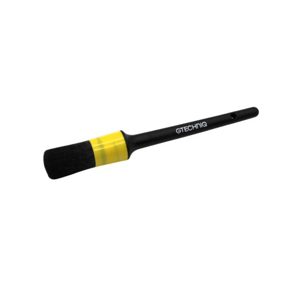 gtechniq-brush